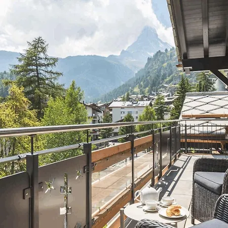 Wonderful With Matterhorn View 아파트